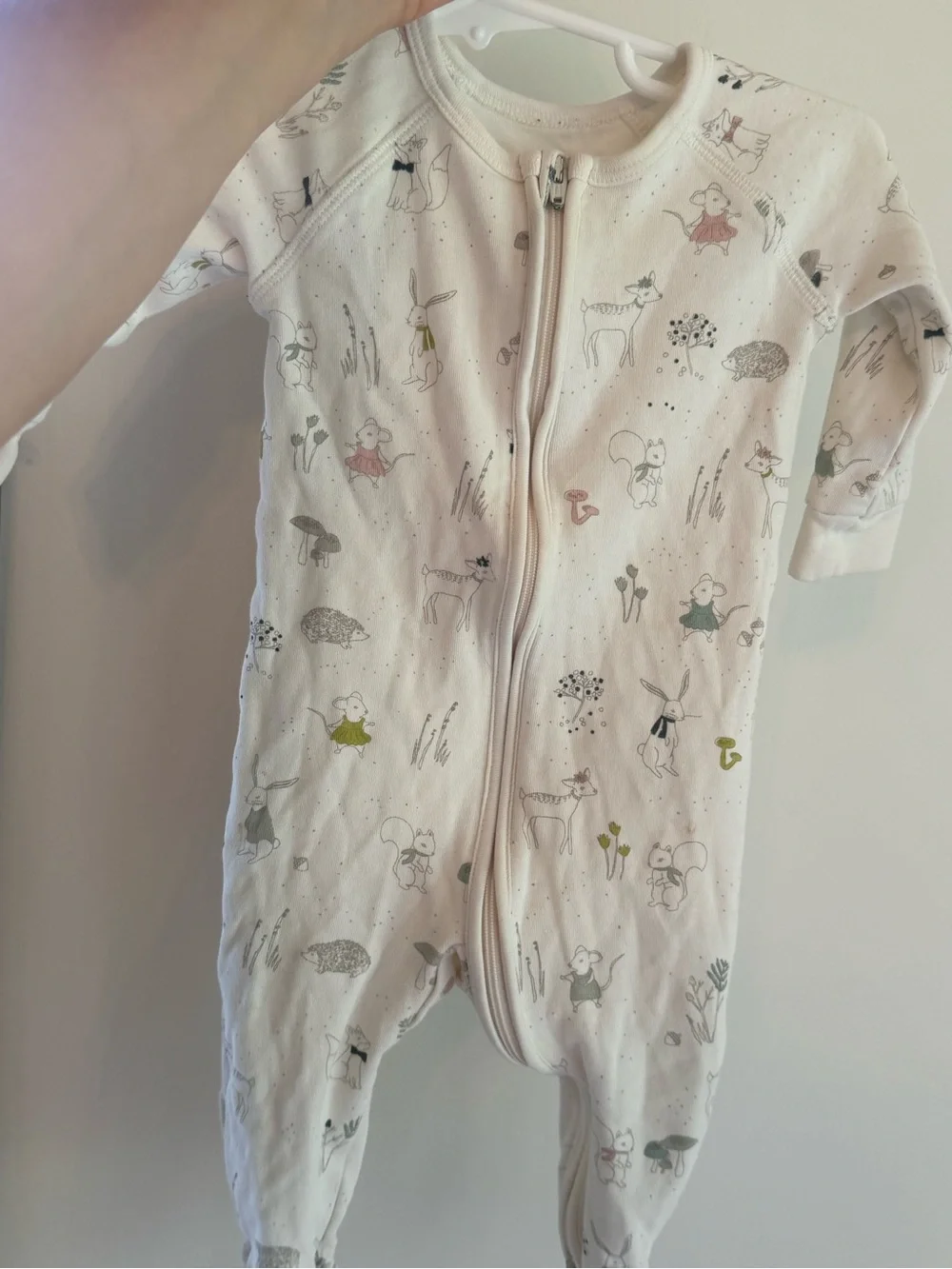 Pehr Bundle of two sizes. Cream Woodland Zip-Front Kids Footed Pajamas.